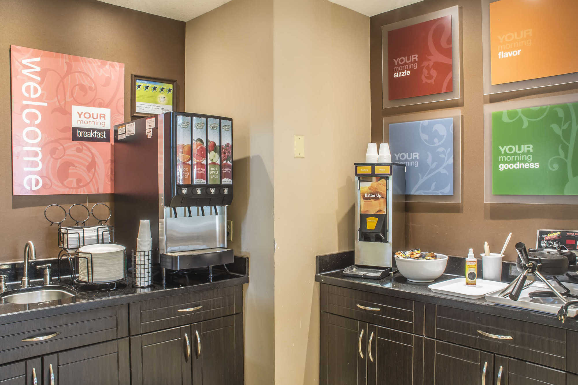 Comfort Inn&Suites Ambassador Bridge Windsor Facilidades foto