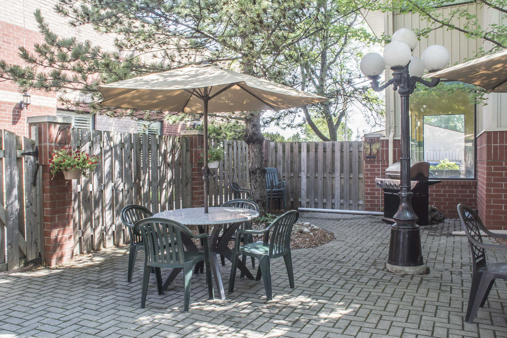 Comfort Inn&Suites Ambassador Bridge Windsor Amenidades foto